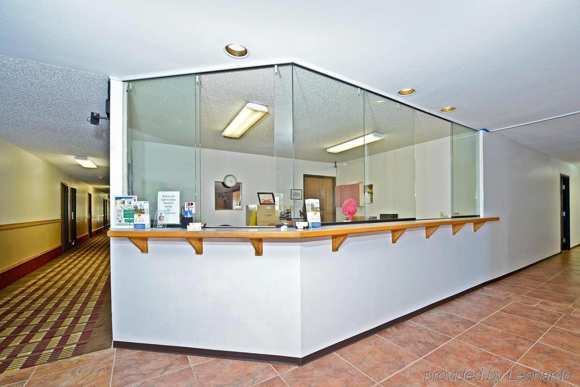 Cheyenne Guest Inn Interior photo